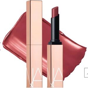NARS Afterglow Sensual Shine
Lipstick Turned On 321 BERRY RED NIB